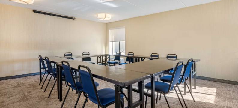 芝加哥-唐纳斯格罗夫贝斯特韦斯特酒店(Best Western Chicago - Downers Grove)图片