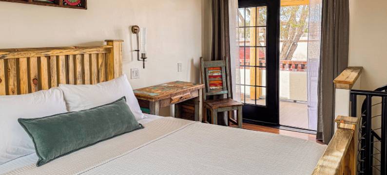 胡希尔温泉旅馆(Hoosier Hot Springs & Inn)图片