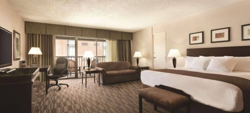 路易斯维尔北丽筠酒店(Radisson Hotel Louisville North)图片