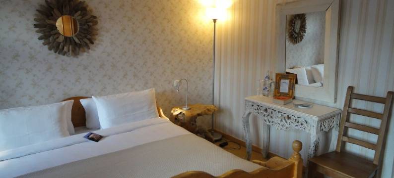 海明威路兰佩祖尔永恒酒店(Zur Ewigen Lampe Romantisches Landhotel & Restaurant)图片