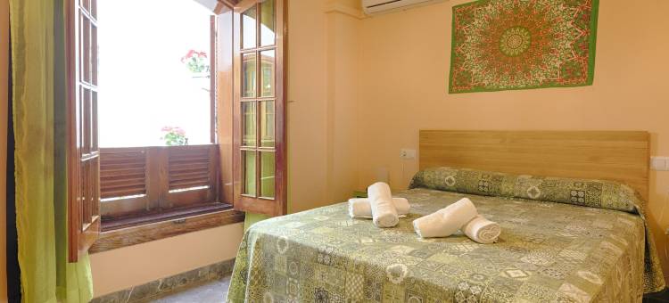 诱人的内尔哈青年旅舍(Charming Nerja Hostel)图片