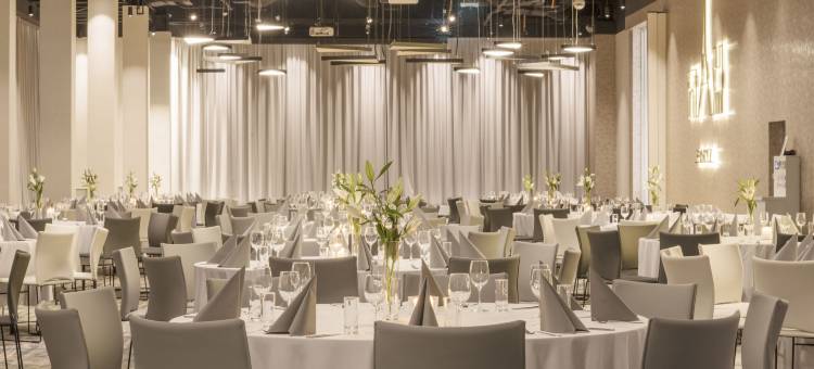 波兹南中心诺富特酒店(Novotel Poznan Centrum)图片