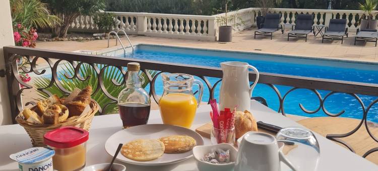 玛诺依别墅酒店(Villa Manoe)图片