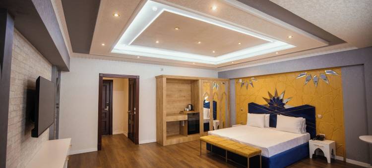 安塔利亚大宫(Antalya Grand Palace)图片