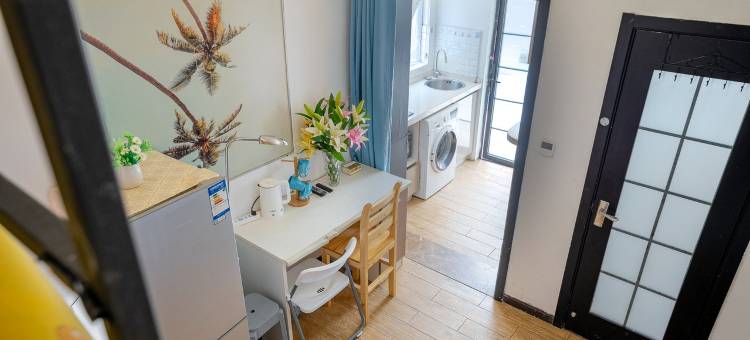 品味人生小居特色民宿(绍兴路分店)图片