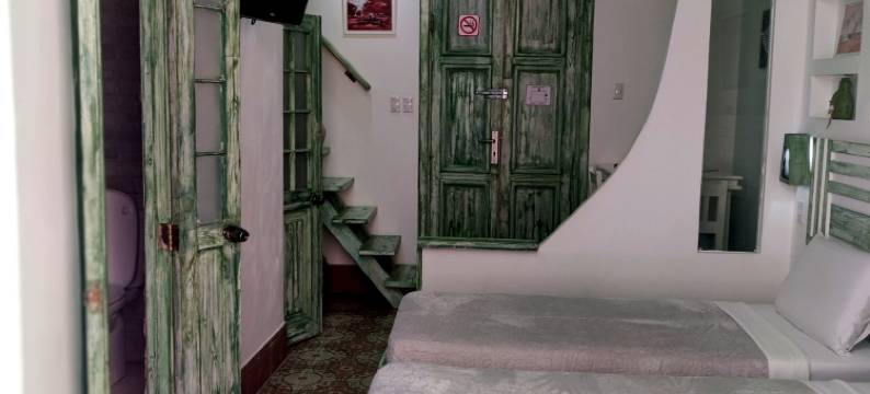 Apartment in Old Havana with free wifi, 2 twins beds and work area图片