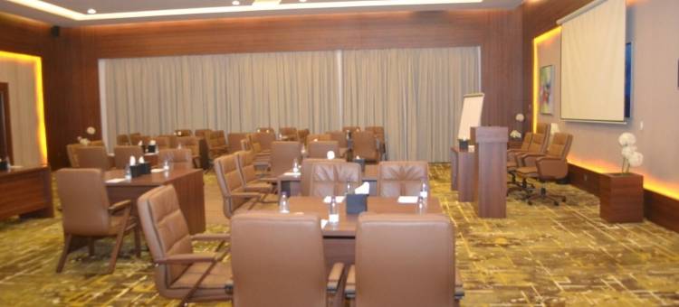 马沙雷夫阿尔莫登套房(Msharef Al Moden Suites)图片