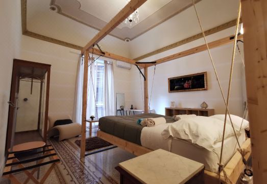 Artisan Maison Hotel Overview