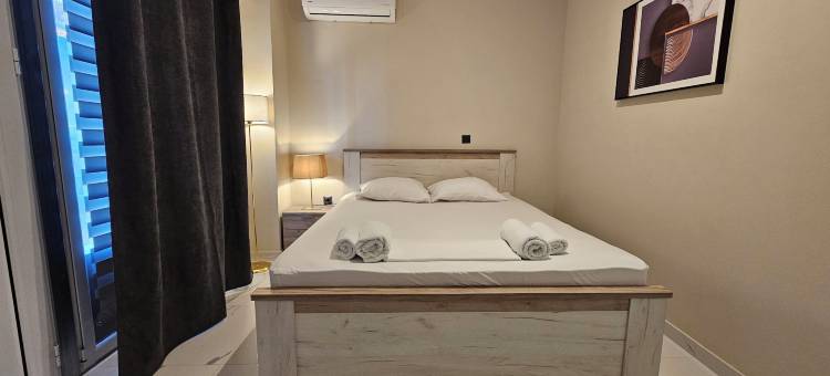 靠近ATH机场的柠檬树套房(Lemon Tree Inn)图片