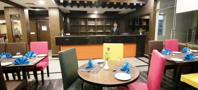 特立尼塔尔花园酒店(Hotel Trinetar Gardens)图片
