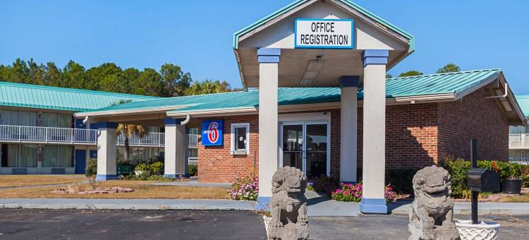 乔治亚州提夫顿6号汽车旅馆(Motel 6 Tifton, GA)图片