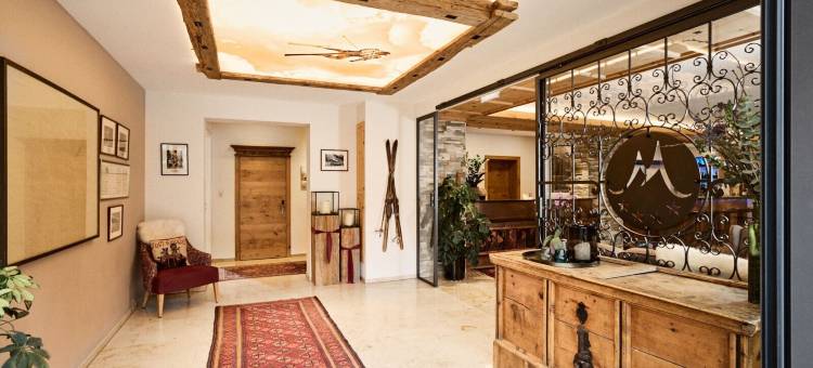 莫瑟米尔伽尼酒店("Quality Hosts Arlberg Hotel Garni Mössmer")图片