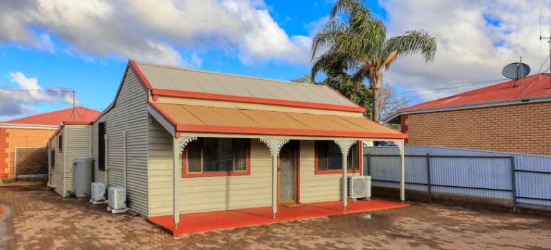 查尔斯拉斯普汽车旅馆(Charles Rasp Motor Inn & Cottages)图片