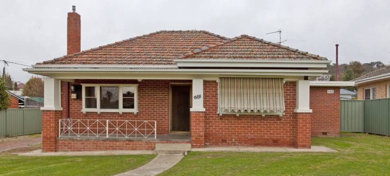 红砖美丽中央小屋酒店(Red Brick Beauty - Central Cottage)图片