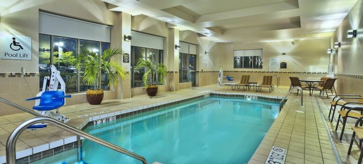 Holiday Inn & Suites 格林贝球场(Holiday Inn & Suites Green Bay Stadium)图片