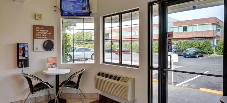 哈特福德6号汽车旅馆 - 韦瑟斯(Motel 6 Wethersfield, CT - Hartford)图片