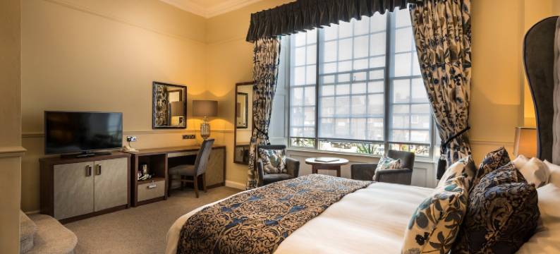 北约克郡瑟斯克金羊毛酒店(The Golden Fleece Hotel, Thirsk, North Yorkshire)图片