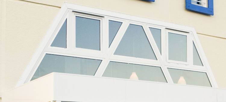 宜必思快捷 Pontault Combault RN4 马恩河谷酒店(Ibis Budget Pontault-Combault RN4 Marne-la-Vallée)图片