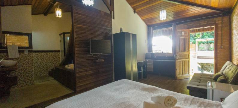 普拉西亚杨奈小屋酒店(Yannai Chalé Praia)图片