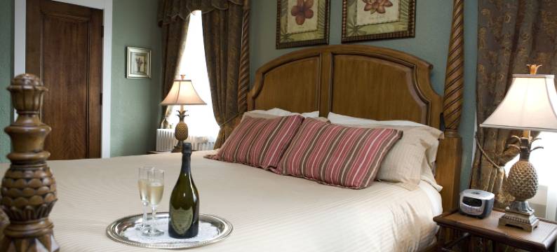 丽城餐厅酒店(The Belvedere Inn & Restaurant)图片