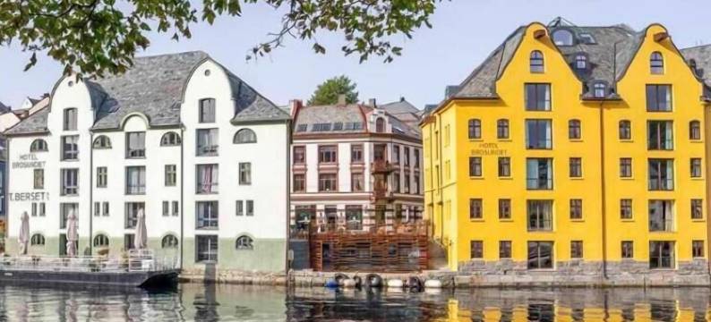 美丽的峡湾景观，高标准，设备齐全(High Standard, Fully Equipped, Fjord View)图片