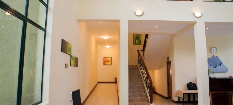 大猩猩基伍湖酒店(Gorillas Lake Kivu Hotel)图片