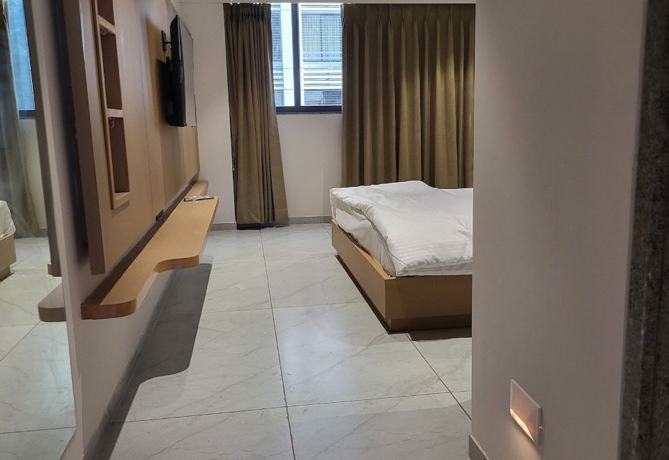 Hotel Shiv Kartik Hotel Overview