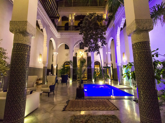 里亚德布拉亚酒店