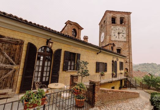 卡萨尔博尔戈内城堡 - 豪华城堡