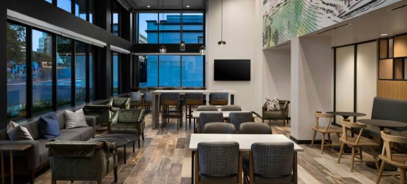 圣何塞市中心TownePlace Suites酒店(TownePlace Suites San Jose Downtown)图片