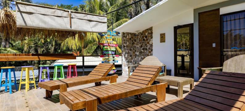 马尔帕伊斯鲨鱼镇(Shark Town Mal Pais)图片