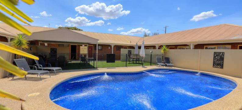 贝纳拉前镇汽车旅馆(Top of the Town Motel & Apartments)图片