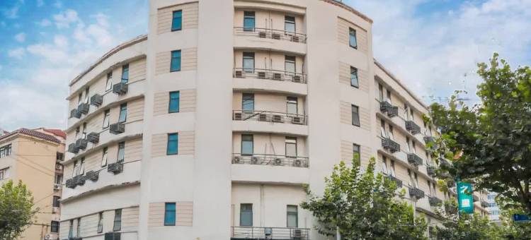 白玉兰酒店(上海南京西路静安寺店)图片