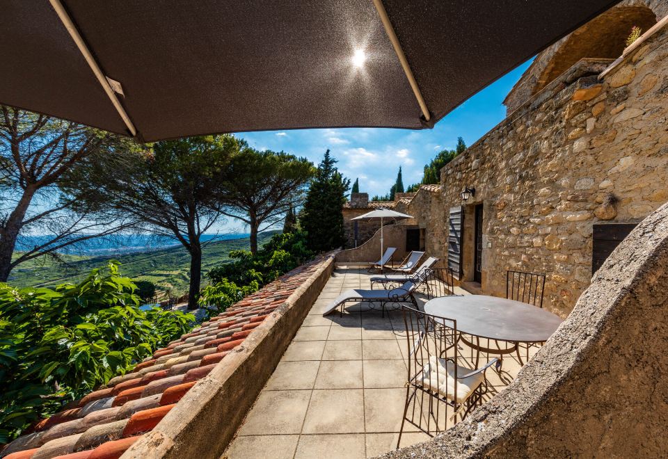 Garrigae Abbaye de Sainte Croix Hotel Overview