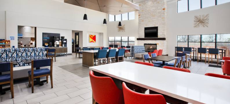 智选假日套房酒店邓肯(Holiday Inn Express & Suites DUNCAN by IHG)图片