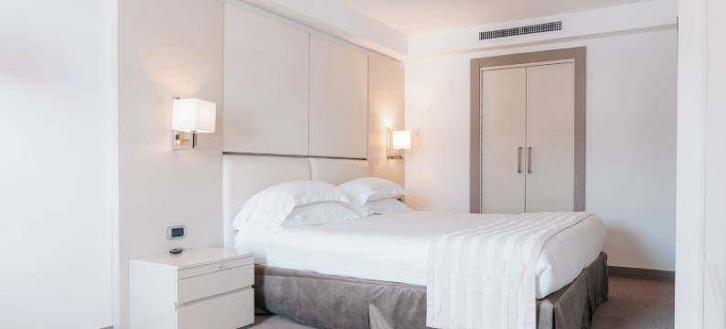 港口宫殿酒店(Port Palace)图片