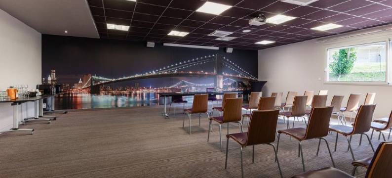 圣布里厄英式酒店(Brit Hotel Confort Saint-Brieuc Langueux)图片