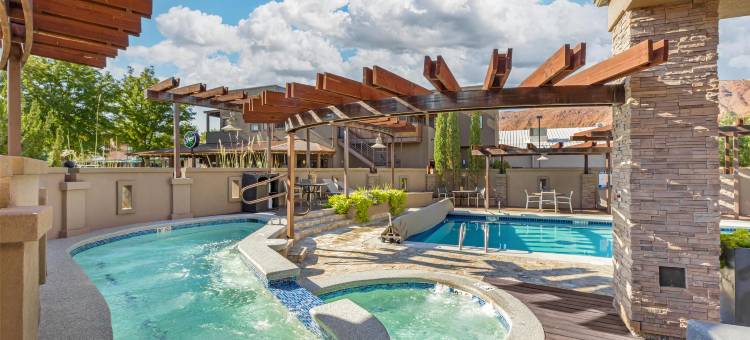 峡谷地贝斯特韦斯特优质酒店(Best Western Plus Canyonlands Inn)图片