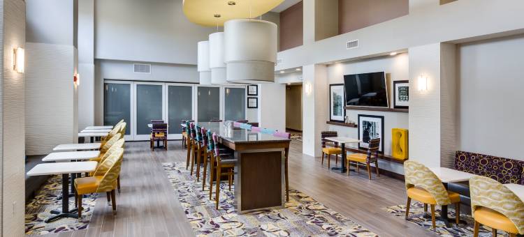 诺克斯维尔佩普米尔大道欢朋套房酒店(Hampton Inn & Suites Knoxville Papermill Drive)图片