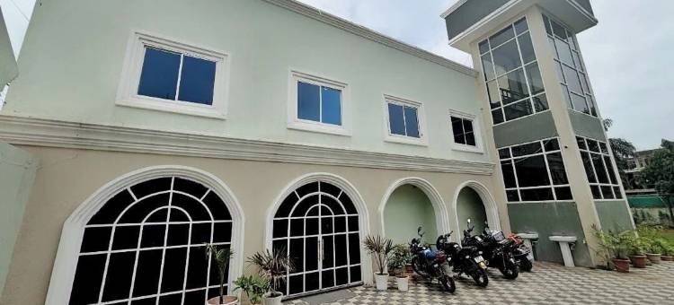 达娜拉克希米幸福酒店(Hotel Dhana Lakshmi Bliss)图片