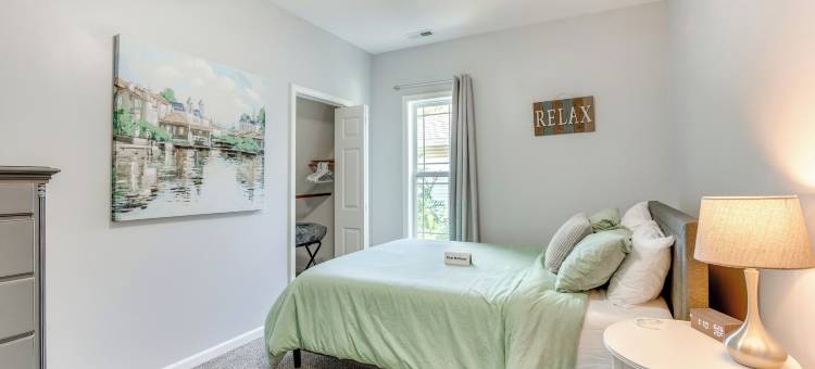 沃伦斯堡之家，靠近市中心！(Warrensburg Home, Close to Downtown!)图片