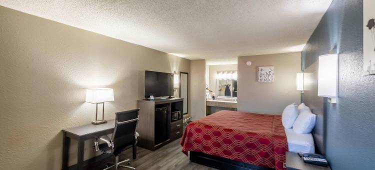 普拉特维尔I-65罗德威酒店(Rodeway Inn Prattville I-65)图片