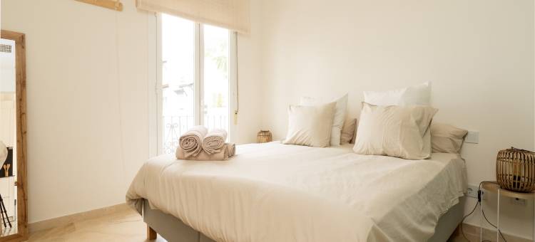 Cozy Garden Apartment by Sea图片