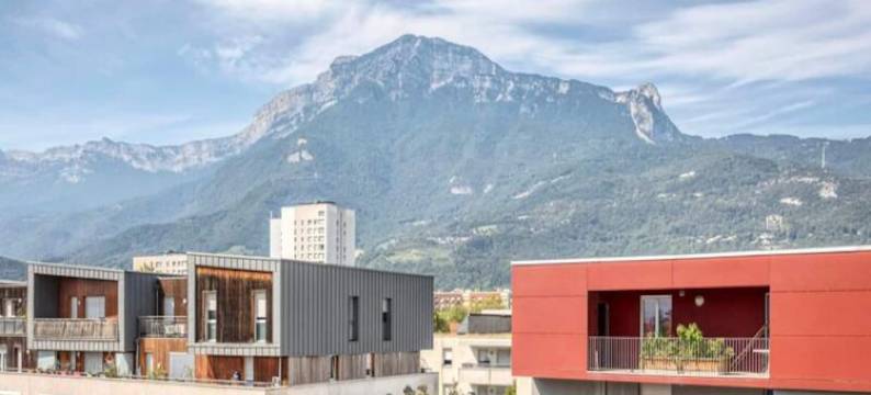 The Angelic des Eaux Claires Parking图片