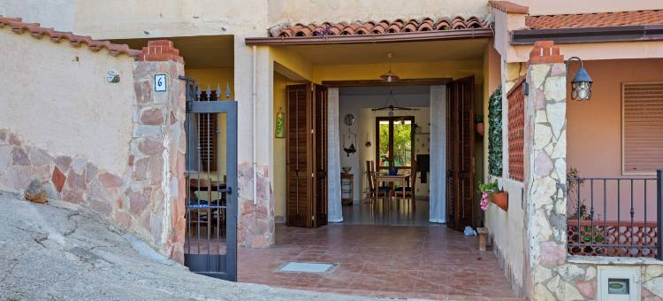 Holiday Home in Alcamo Marina near Beach图片