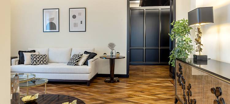 靠近佛罗伦萨的优质住宅，配有游泳池和健身房，位于普拉托(Great house with pool and gym near Florence. Prato)图片