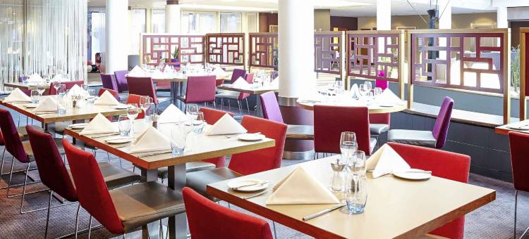 诺富特酒店伦敦希思罗机场M4公路4号交汇处(Novotel London Heathrow Airport - M4 Jct 4)图片