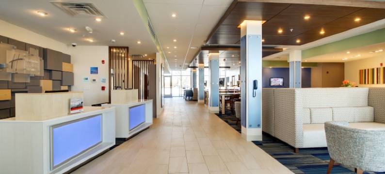 盖尔斯堡洲际智选假日套房酒店(Holiday Inn Express & Suites GALESBURG by IHG)图片