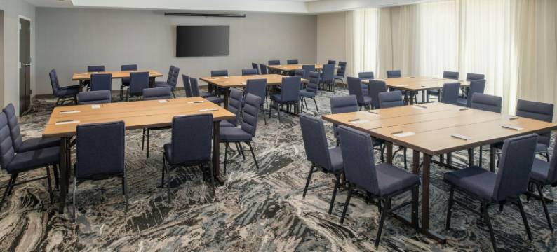 休斯敦城市广场万怡酒店(Courtyard Houston City Place)图片