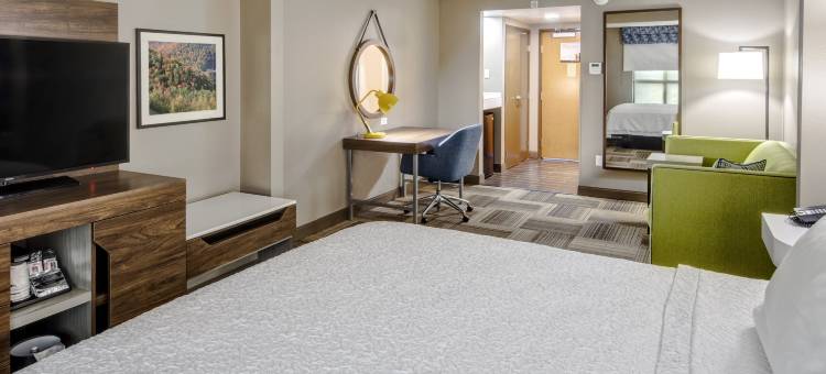 拉筹伯欢朋酒店(Hampton Inn Latrobe)图片